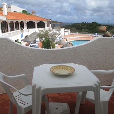 Apartamentos Salema Praia Club Bagian luar foto