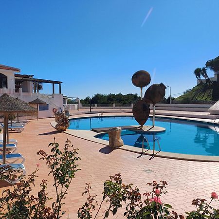 Apartamentos Salema Praia Club Bagian luar foto