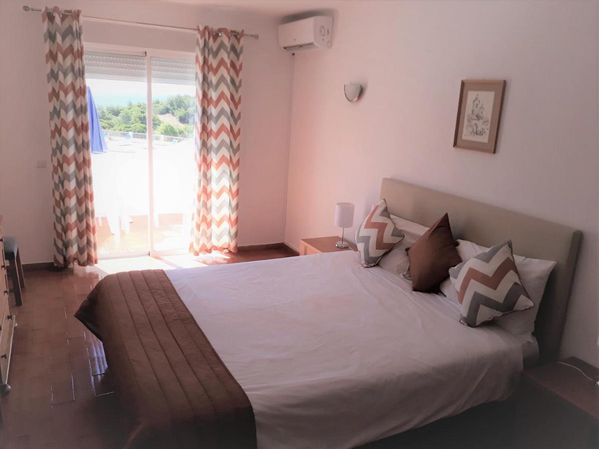 Apartamentos Salema Praia Club Bagian luar foto
