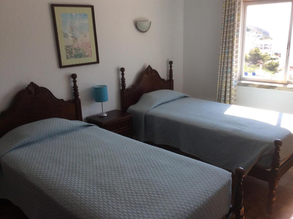 Apartamentos Salema Praia Club Bagian luar foto