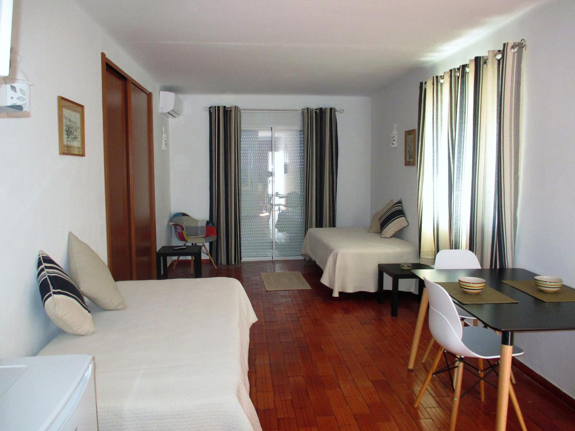 Apartamentos Salema Praia Club Bagian luar foto