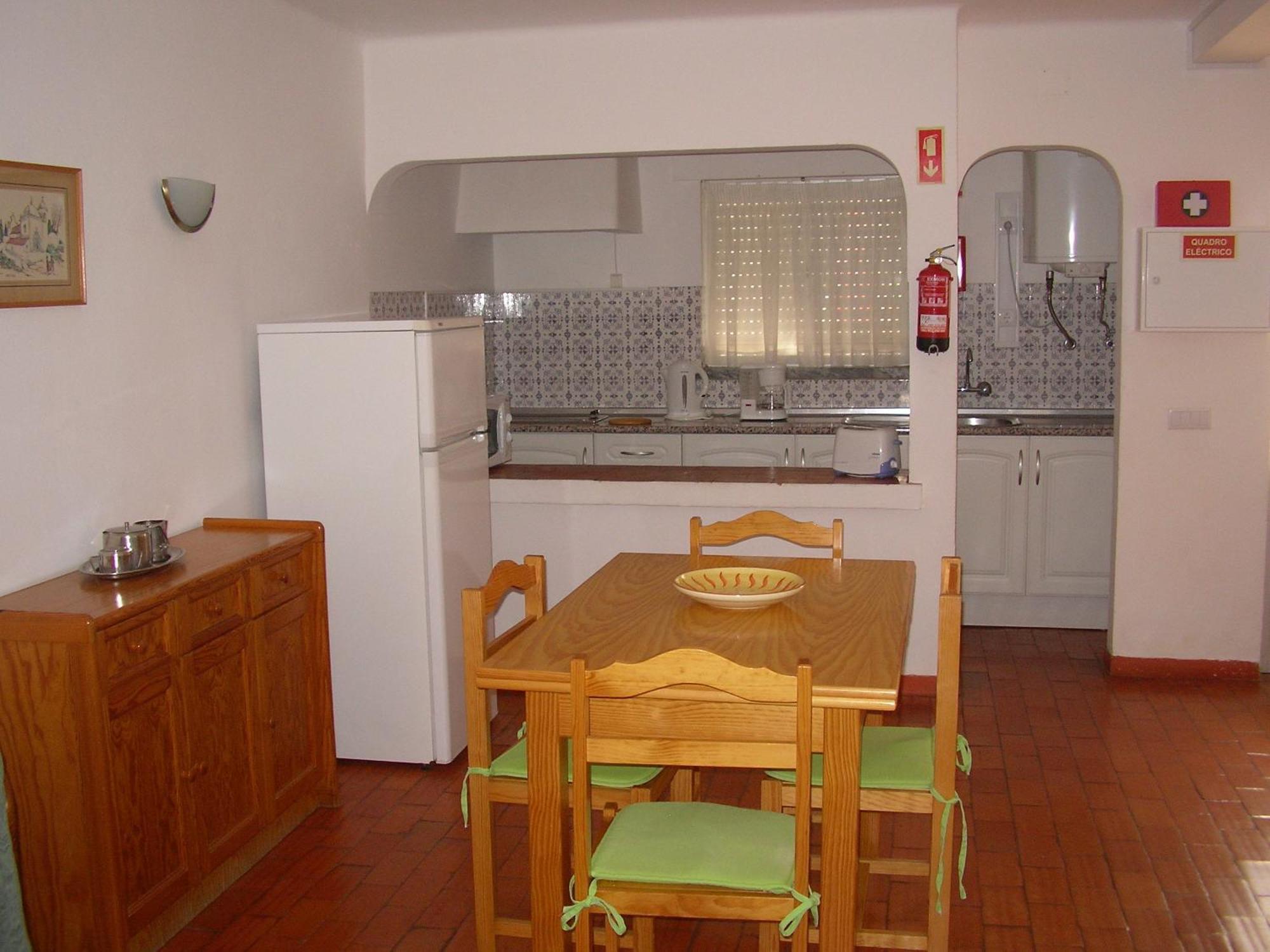 Apartamentos Salema Praia Club Bagian luar foto