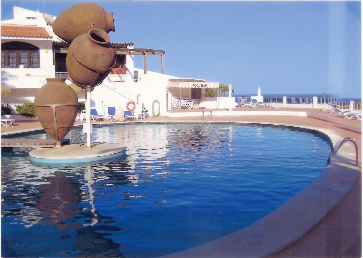 Apartamentos Salema Praia Club Bagian luar foto